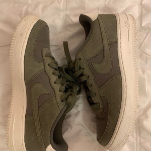 army green air force 1